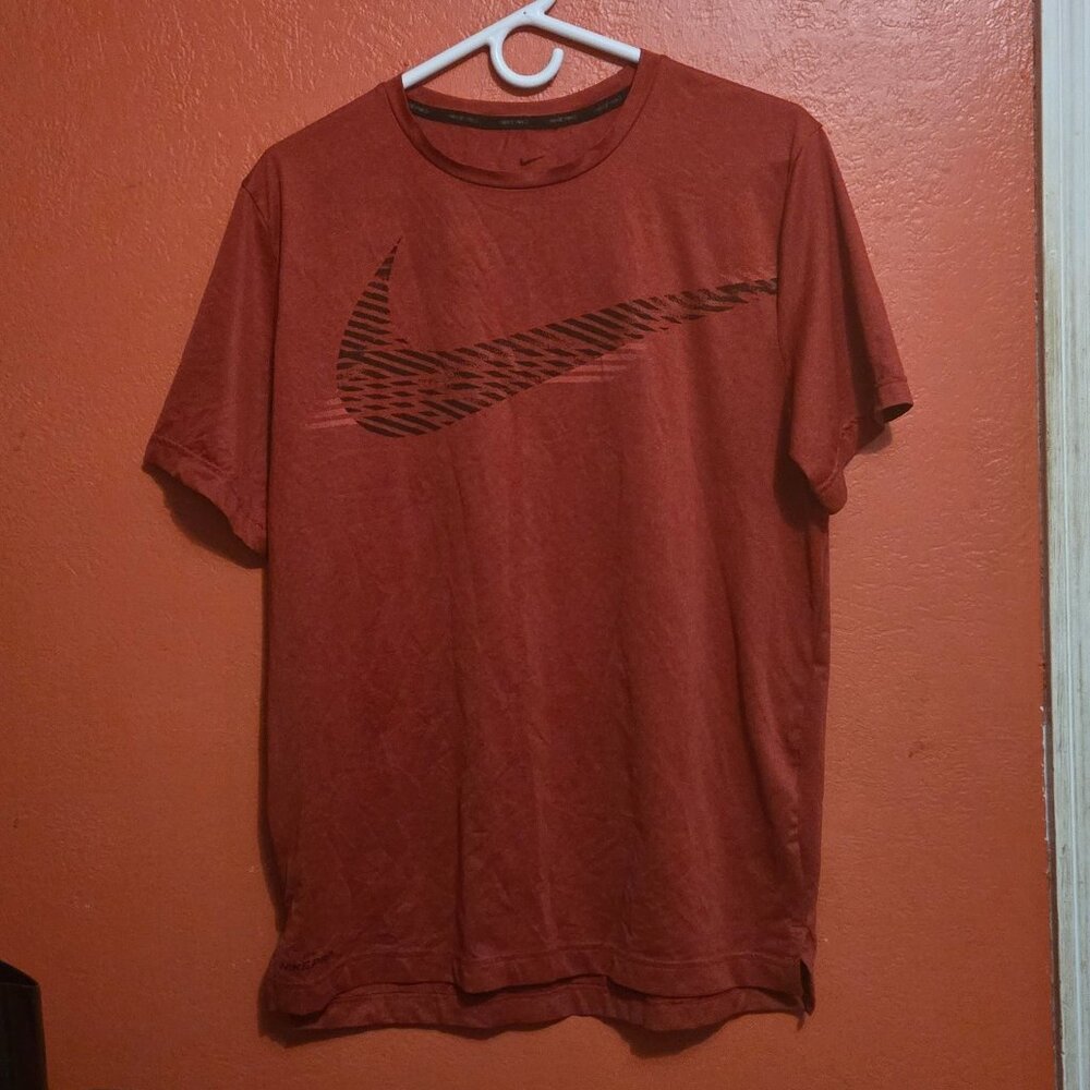 Nike Pro Dri-FIT Training Shirt – Red (Size M)